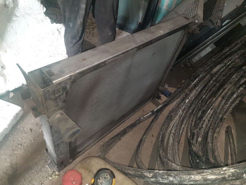 Scania man - Radiateur: photos 5 Scania man - Radiateur: photos 5