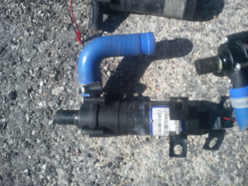 Scania ohlazhdeniya A004B301784 Scania VEST Gorizont - Pompe à liquide de refroidissement pour Bus: photos 1 Scania ohlazhdeniya A004B301784 Scania VEST Gorizont - Pompe à liquide de refroidissement pour Bus: photos 1