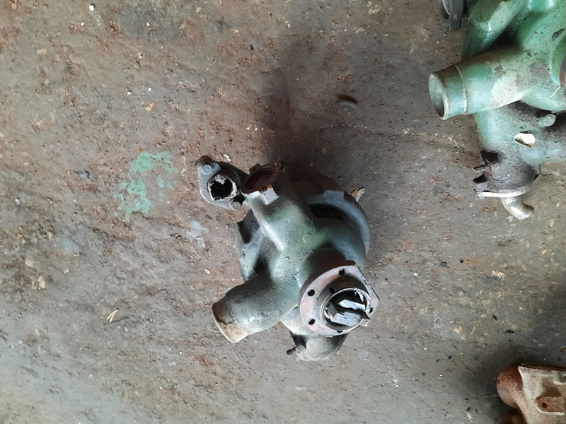 Pompe à liquide de refroidissement Volvo 4572010401. A4962010231: photos 6 Pompe à liquide de refroidissement Volvo 4572010401. A4962010231: photos 6