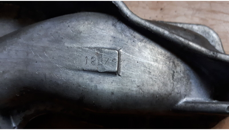 Volvo B 12 9700 . FM/FH - Pompe à liquide de refroidissement: photos 3 Volvo B 12 9700 . FM/FH - Pompe à liquide de refroidissement: photos 3