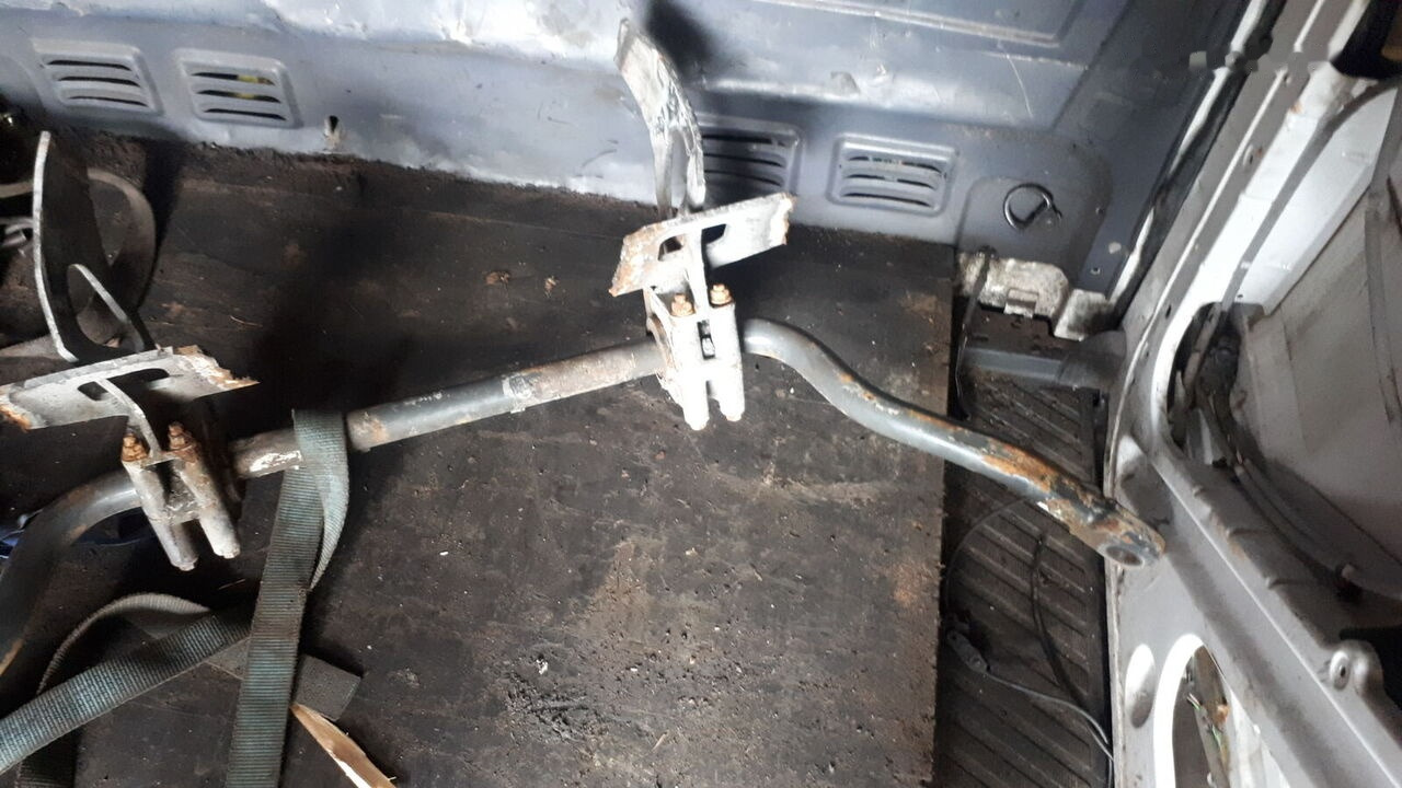 Volvo B12-9700 Volvo Carrus 9700 - Barre stabilisatrice pour Bus: photos 2 Volvo B12-9700 Volvo Carrus 9700 - Barre stabilisatrice pour Bus: photos 2