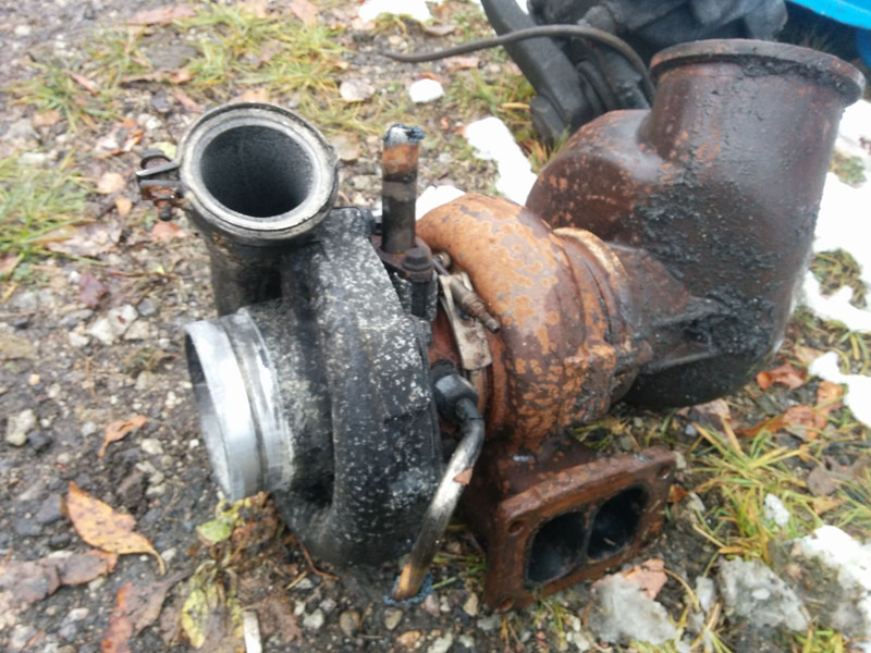 Volvo D12C D12A . Scania=918 - Turbocompresseur: photos 5 Volvo D12C D12A . Scania=918 - Turbocompresseur: photos 5