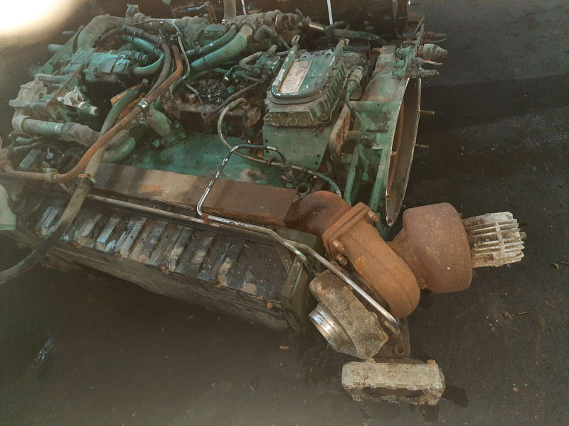 Moteur Volvo DH12E340EC06 . DH12D 340.: photos 7