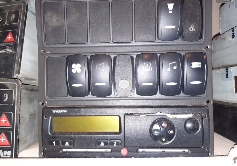 Système électrique neuf Volvo Video system x-dmr 8 R8 Compact RJ45: photos 12 Système électrique neuf Volvo Video system x-dmr 8 R8 Compact RJ45: photos 12