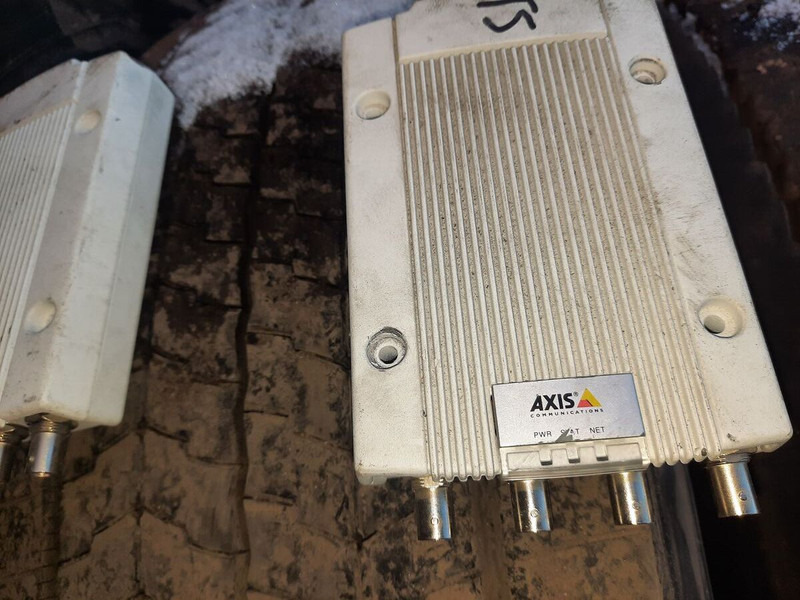 Système électrique neuf Volvo Video system x-dmr 8 R8 Compact RJ45: photos 19 Système électrique neuf Volvo Video system x-dmr 8 R8 Compact RJ45: photos 19