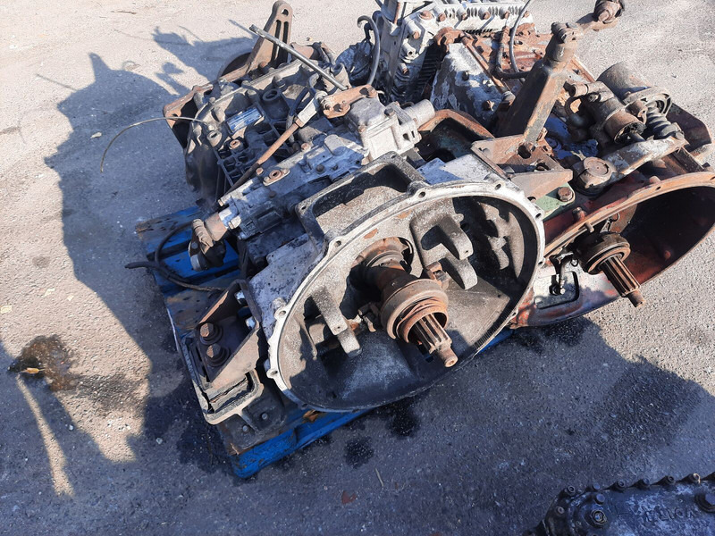 ZF 16S130 .8S180IT . 6S150C. 8S140 IT.6S80+GV80/ 6S90/ S5-24-3 / 6S - Boîte de vitesse: photos 5 ZF 16S130 .8S180IT . 6S150C. 8S140 IT.6S80+GV80/ 6S90/ S5-24-3 / 6S - Boîte de vitesse: photos 5