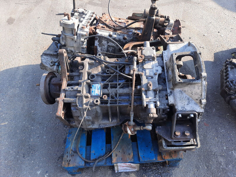 ZF 16S130 .8S180IT . 6S150C. 8S140 IT.6S80+GV80/ 6S90/ S5-24-3 / 6S - Boîte de vitesse: photos 4 ZF 16S130 .8S180IT . 6S150C. 8S140 IT.6S80+GV80/ 6S90/ S5-24-3 / 6S - Boîte de vitesse: photos 4