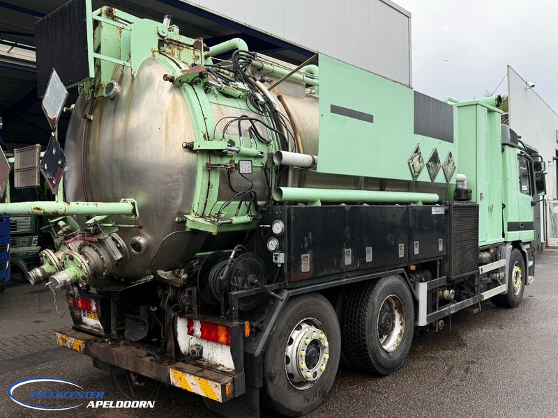 Mercedes-Benz ACTROS 2531 L 6X2/NLA ADR, RVS tank, Naafreductie - Camion vidangeur: photos 2 Mercedes-Benz ACTROS 2531 L 6X2/NLA ADR, RVS tank, Naafreductie - Camion vidangeur: photos 2