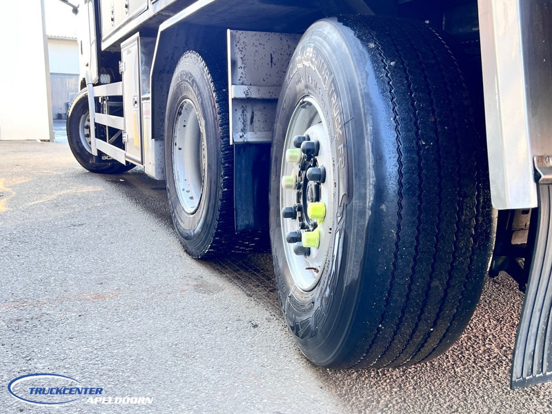 Scania R500 NGS 15000 Liter, Retarder, Steering axle, Stainless steel - Edelstahlt, Milk - Milch - Water - Camion citerne: photos 5 Scania R500 NGS 15000 Liter, Retarder, Steering axle, Stainless steel - Edelstahlt, Milk - Milch - Water - Camion citerne: photos 5