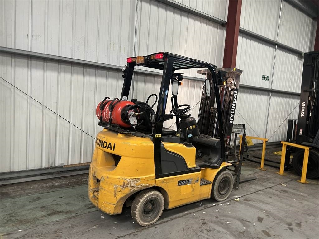 Chariot élévateur à gaz Hyundai 20L-7M: photos 6 Chariot élévateur à gaz Hyundai 20L-7M: photos 6