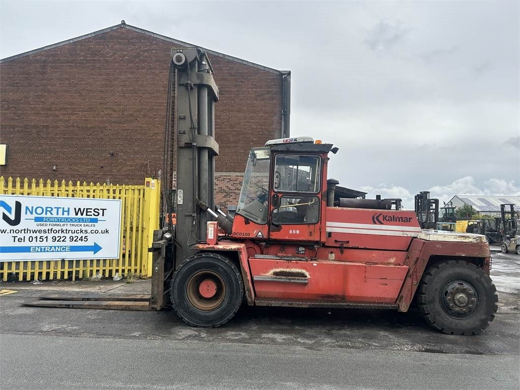 Kalmar DCD160-12  - Chariot élévateur diesel: photos 1 Kalmar DCD160-12  - Chariot élévateur diesel: photos 1