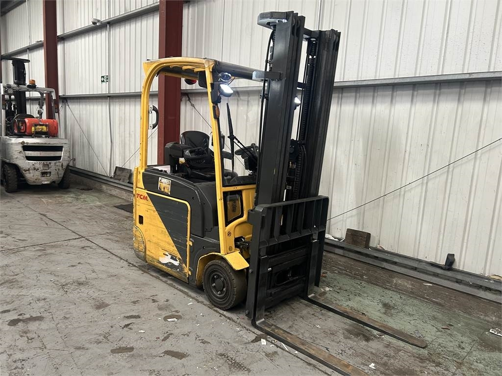 TCM AS2N1L1Q  - Chariot élévateur électrique: photos 4 TCM AS2N1L1Q  - Chariot élévateur électrique: photos 4