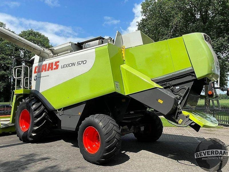Claas Lexion 570 ALLRAD - Moissonneuse-batteuse: photos 2 Claas Lexion 570 ALLRAD - Moissonneuse-batteuse: photos 2