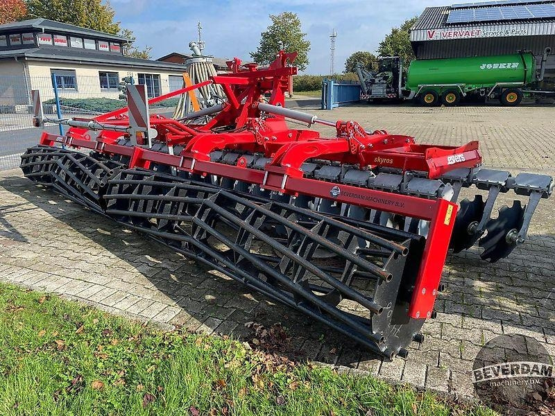 Evers Skyros 44-616 R62  - Cover crop: photos 4 Evers Skyros 44-616 R62  - Cover crop: photos 4