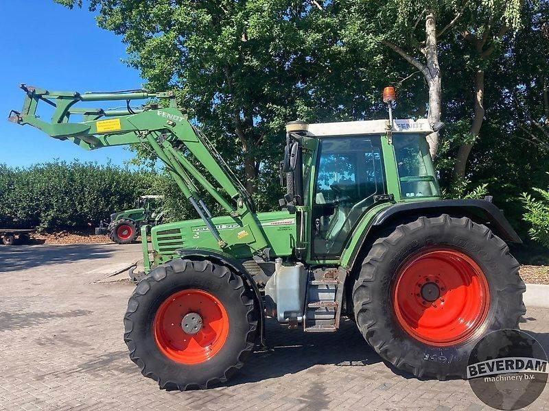 Fendt Favorit 515C Turboshift - Tracteur agricole: photos 3 Fendt Favorit 515C Turboshift - Tracteur agricole: photos 3