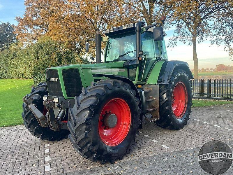 Fendt Favorit 824 - Tracteur agricole: photos 1 Fendt Favorit 824 - Tracteur agricole: photos 1
