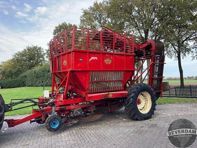 Gilles / Steenbergen / WKM Complete bietenrooi set - Matériel betteravier: photos 2 Gilles / Steenbergen / WKM Complete bietenrooi set - Matériel betteravier: photos 2