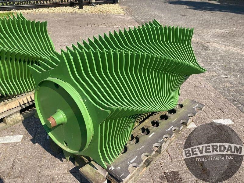 Krone Titan Rotor nieuw! - Matériel de fenaison: photos 5 Krone Titan Rotor nieuw! - Matériel de fenaison: photos 5