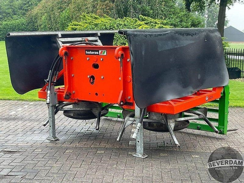Holaras Jumbo KS SHB Grasvork Volvo aansluiting - Machine agricole: photos 3 Holaras Jumbo KS SHB Grasvork Volvo aansluiting - Machine agricole: photos 3
