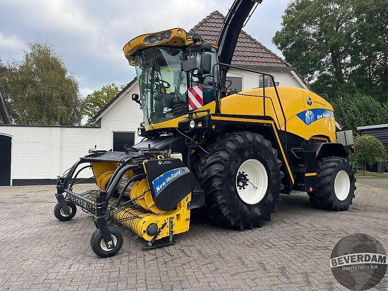 New Holland FR9090  - Machine agricole: photos 2 New Holland FR9090  - Machine agricole: photos 2