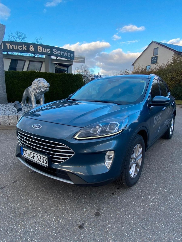 Ford Kuga Titanium 4X4 AWD - SUV: photos 1 Ford Kuga Titanium 4X4 AWD - SUV: photos 1