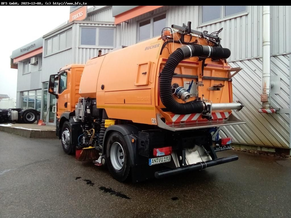 MAN TGM 18.250 4x2 BL Bucher V65_Twin - Balayeuse de voirie: photos 3 MAN TGM 18.250 4x2 BL Bucher V65_Twin - Balayeuse de voirie: photos 3