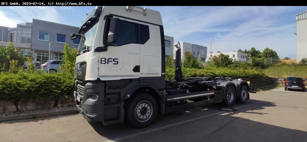 MAN TGX (TG3) 26.510 6x2-4 BL CH RS 21.70 Meiller - Camion ampliroll: photos 1 MAN TGX (TG3) 26.510 6x2-4 BL CH RS 21.70 Meiller - Camion ampliroll: photos 1