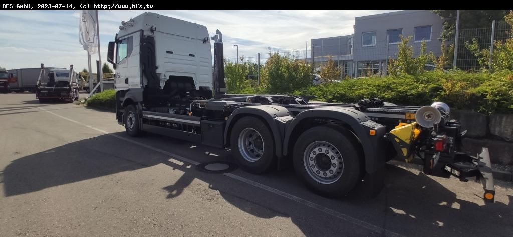 MAN TGX (TG3) 26.510 6x2-4 BL CH RS 21.70 Meiller - Camion ampliroll: photos 2 MAN TGX (TG3) 26.510 6x2-4 BL CH RS 21.70 Meiller - Camion ampliroll: photos 2