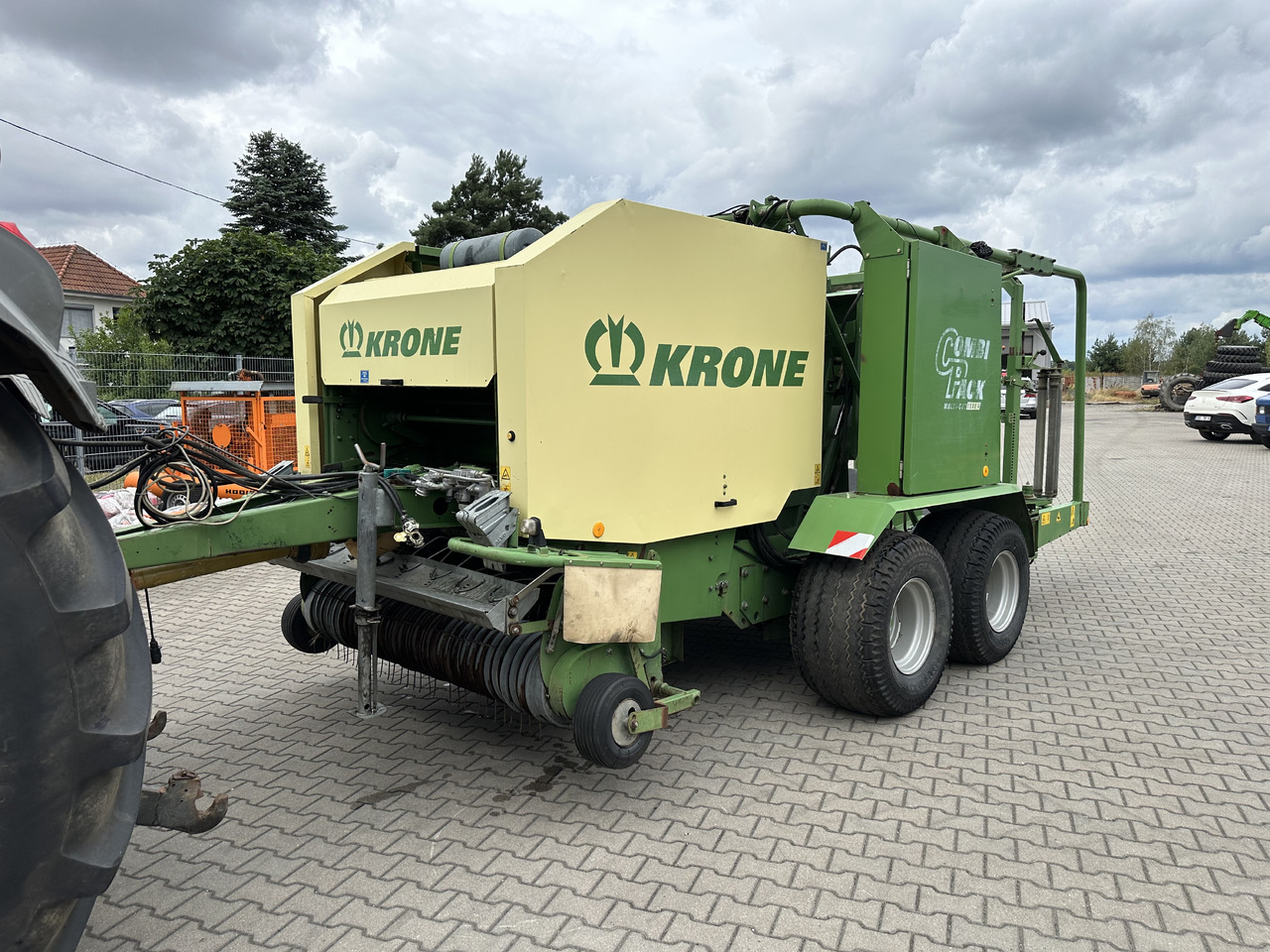 Krone COMBI PACK 1500 V MC - Presse à balles rondes: photos 4 Krone COMBI PACK 1500 V MC - Presse à balles rondes: photos 4