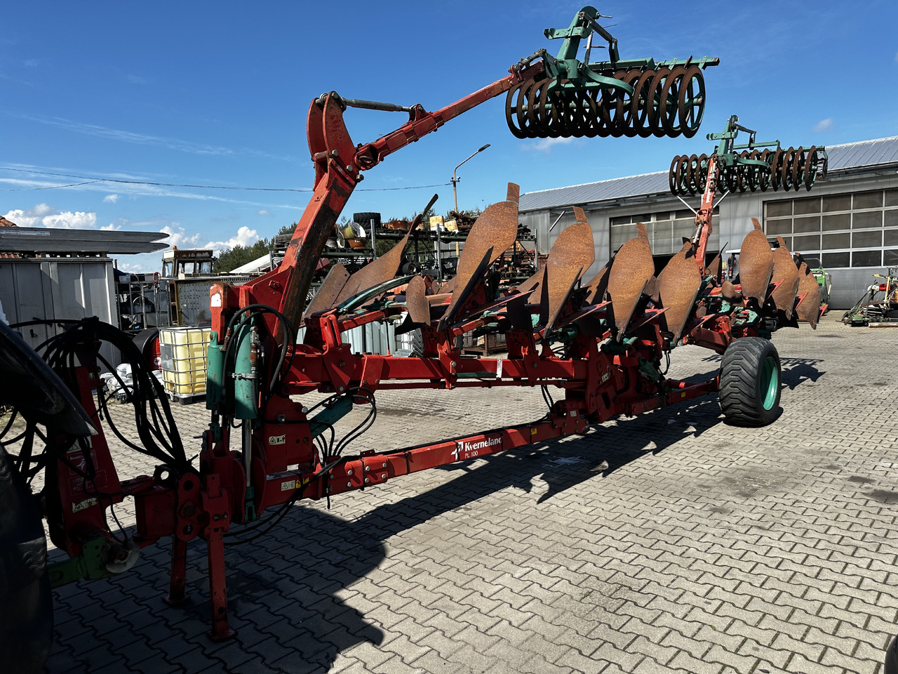 Kverneland OnLand PL100 Packomat S/C - Charrue: photos 1 Kverneland OnLand PL100 Packomat S/C - Charrue: photos 1