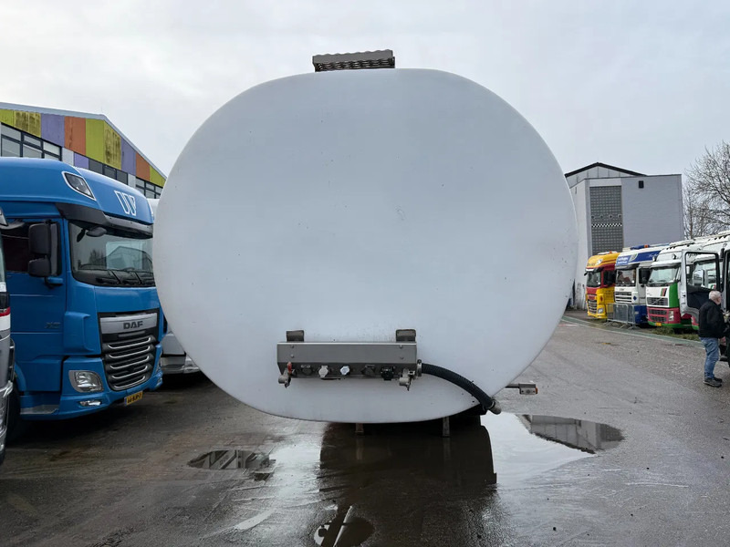 Burg O-3-45T, 2 AXEL STEERING,34000 LITER - Semi-remorque citerne: photos 2 Burg O-3-45T, 2 AXEL STEERING,34000 LITER - Semi-remorque citerne: photos 2