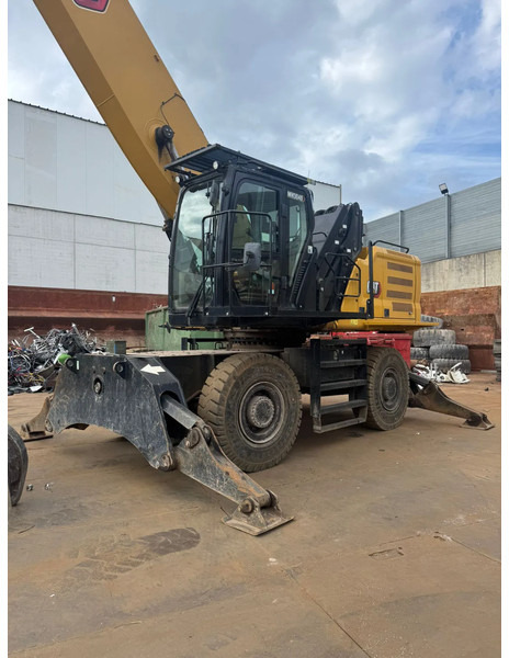 Caterpillar MH 3040, 2821 HOURS - Pelle de manutention: photos 3 Caterpillar MH 3040, 2821 HOURS - Pelle de manutention: photos 3