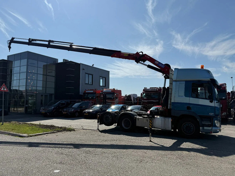 DAF CF 440 6X2 EURO 6 + HMF 3220-K5 REMOTE 5E & 6E FUNCTIE - Camion grue: photos 3 DAF CF 440 6X2 EURO 6 + HMF 3220-K5 REMOTE 5E & 6E FUNCTIE - Camion grue: photos 3