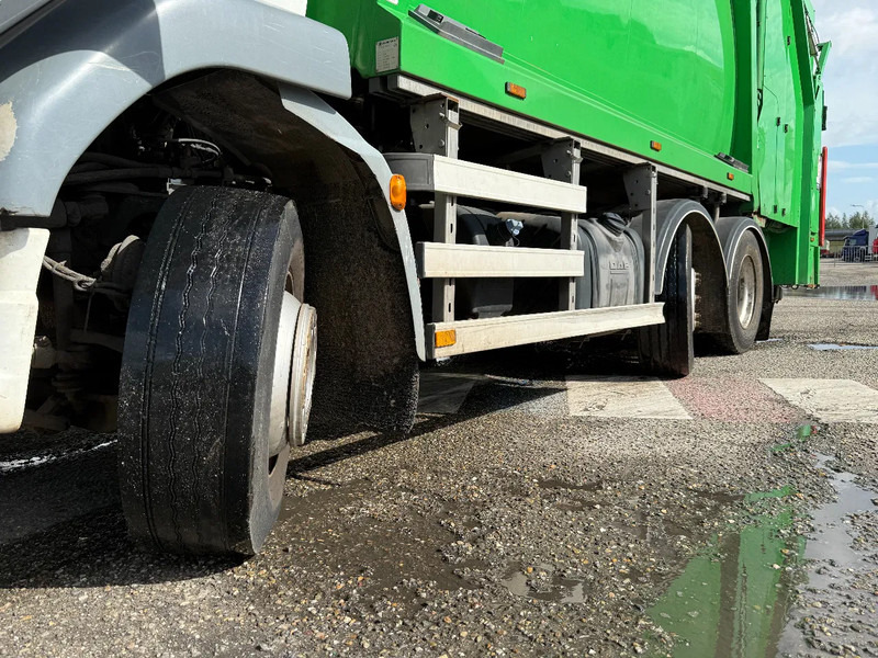 Benne à ordures ménagères DAF LF 55.220 6X2 + GEESINKNORBA GPM III v 14L22 / SPLIT: photos 8 Benne à ordures ménagères DAF LF 55.220 6X2 + GEESINKNORBA GPM III v 14L22 / SPLIT: photos 8