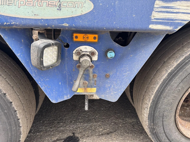 Faymonville STBZ-3VA 3 METER EXTENDABLE - Semi-remorque surbaissé: photos 5 Faymonville STBZ-3VA 3 METER EXTENDABLE - Semi-remorque surbaissé: photos 5