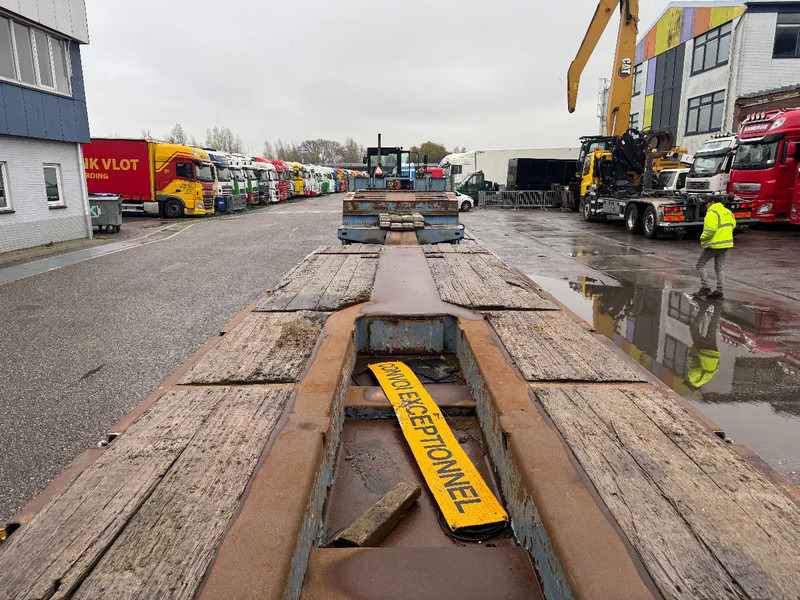 Faymonville TL4S 2,8M EXTENDABLE + HYDRAULIC RAMPS 3 AXLE STEERING - Semi-remorque surbaissé: photos 5 Faymonville TL4S 2,8M EXTENDABLE + HYDRAULIC RAMPS 3 AXLE STEERING - Semi-remorque surbaissé: photos 5