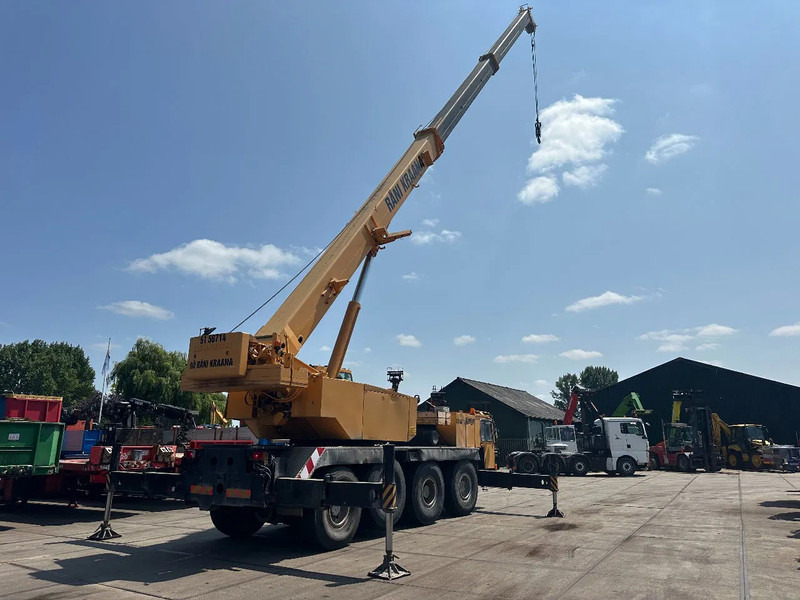 Liebherr LTM 1070 8X8 - Grue tout-terrain: photos 5 Liebherr LTM 1070 8X8 - Grue tout-terrain: photos 5