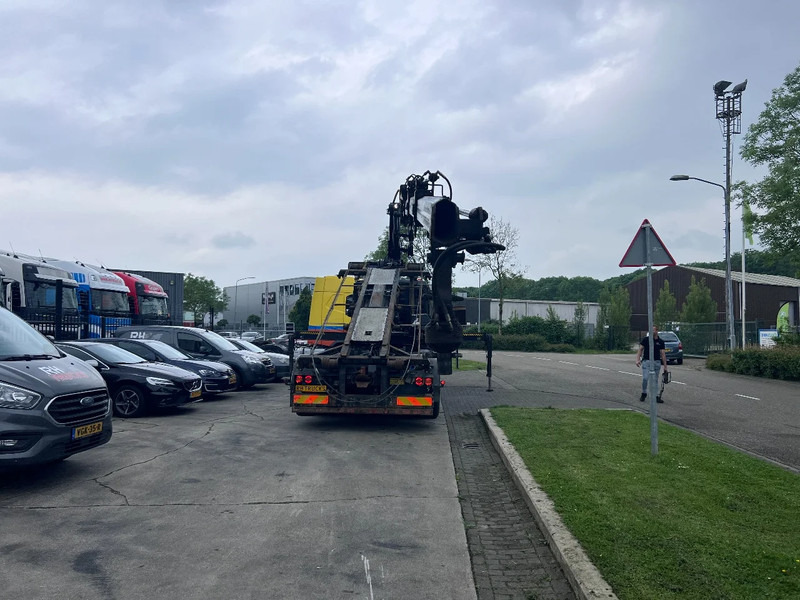 MAN TGS 35.440 8X2-4 + HIAB 220C-5 REMOTE + CABLE LIFT AUTOMATIC — crédit-bail MAN TGS 35.440 8X2-4 + HIAB 220C-5 REMOTE + CABLE LIFT AUTOMATIC: photos 8