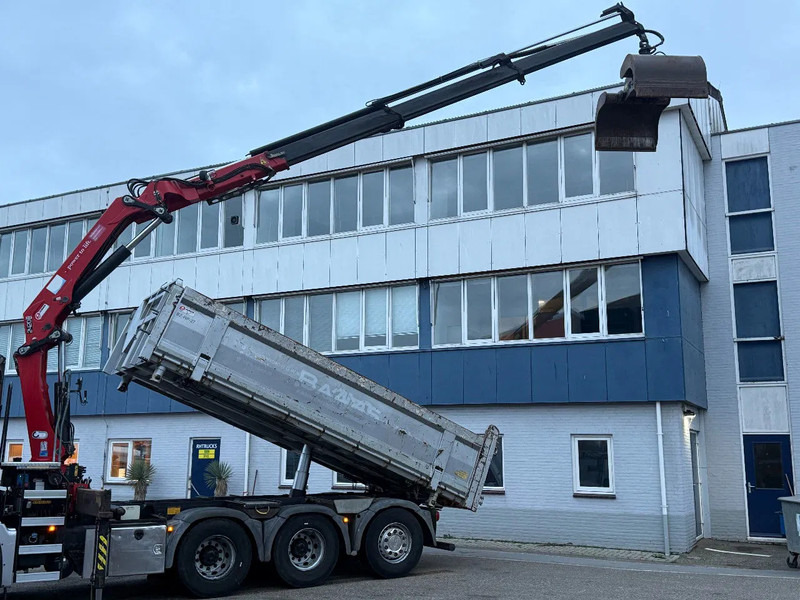 MAN TGS 35.480 8X4 + HMF 2420-K3 REMOTE + TIPPER - Camion grue: photos 3 MAN TGS 35.480 8X4 + HMF 2420-K3 REMOTE + TIPPER - Camion grue: photos 3