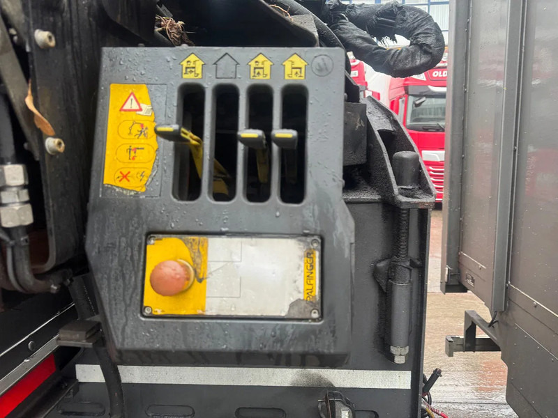 Camion grue Mercedes-Benz Actros 2645 PALFINGER PK 19 + REMOTE CONTROL + ROYEN HANGER COMPLETE 2017!: photos 9 Camion grue Mercedes-Benz Actros 2645 PALFINGER PK 19 + REMOTE CONTROL + ROYEN HANGER COMPLETE 2017!: photos 9