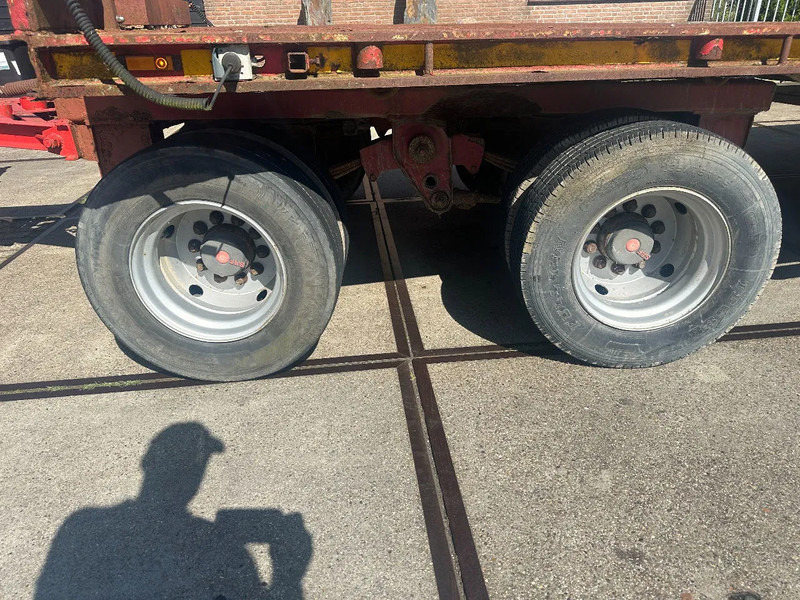 Nooteboom 4 ASSIGE BLADGEVEERD HYDRAULISCHE KLEPPEN - Remorque porte-engin surbaissée: photos 4 Nooteboom 4 ASSIGE BLADGEVEERD HYDRAULISCHE KLEPPEN - Remorque porte-engin surbaissée: photos 4