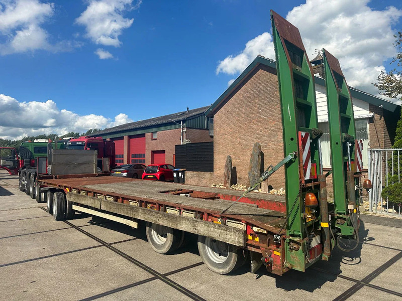 Nooteboom 4 ASSIGE BLADGEVEERD HYDRAULISCHE KLEPPEN - Remorque porte-engin surbaissée: photos 5 Nooteboom 4 ASSIGE BLADGEVEERD HYDRAULISCHE KLEPPEN - Remorque porte-engin surbaissée: photos 5