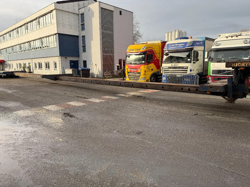 Semi-remorque surbaissé Nooteboom MC0 105-08V, 2 EXTENDABLE 12.35 + 12,05 8 AXLE, 2 LIFT AXLES, 7 AXLE STEERING, REMOTE CONTROLE: photos 7 Semi-remorque surbaissé Nooteboom MC0 105-08V, 2 EXTENDABLE 12.35 + 12,05 8 AXLE, 2 LIFT AXLES, 7 AXLE STEERING, REMOTE CONTROLE: photos 7