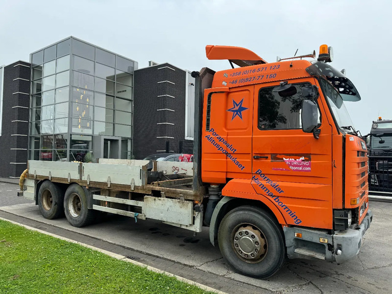 Scania R143-500 V8 6X4 + MANUAL GEARBOX - Camion plateau: photos 3 Scania R143-500 V8 6X4 + MANUAL GEARBOX - Camion plateau: photos 3
