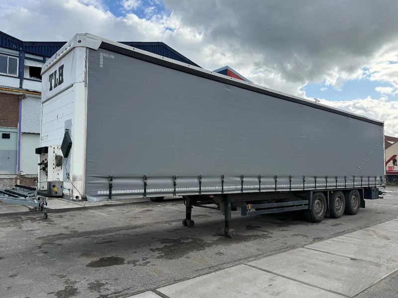 Schmitz Cargobull SCB*S3T - DISC BRAKES + SLIDING ROOF - Semi-remorque rideaux coulissants: photos 1 Schmitz Cargobull SCB*S3T - DISC BRAKES + SLIDING ROOF - Semi-remorque rideaux coulissants: photos 1