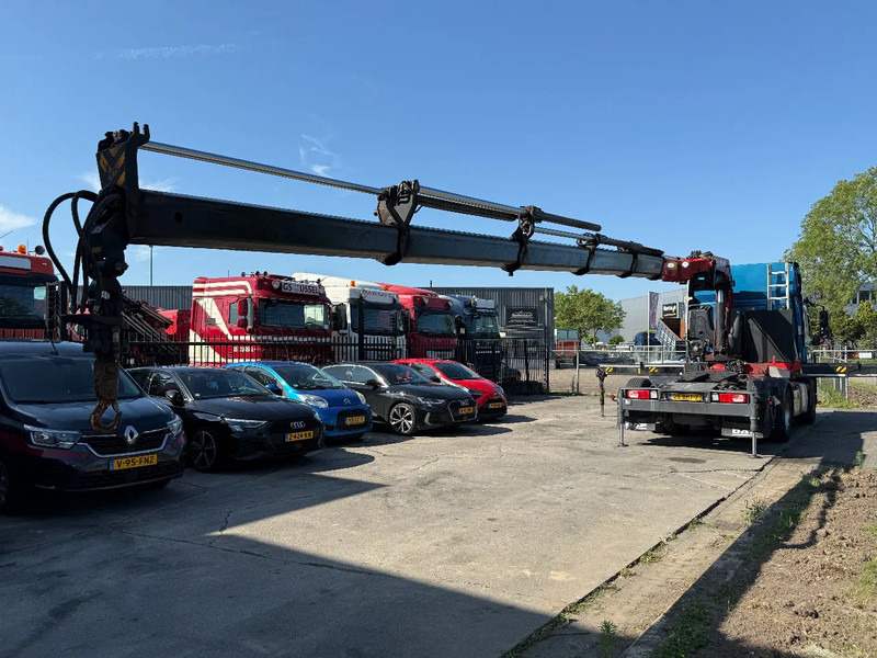 DAF CF 440 6X2 EURO 6 + HMF 3220-K5 REMOTE 5E & 6E FUNCTIE - Tracteur routier: photos 4 DAF CF 440 6X2 EURO 6 + HMF 3220-K5 REMOTE 5E & 6E FUNCTIE - Tracteur routier: photos 4