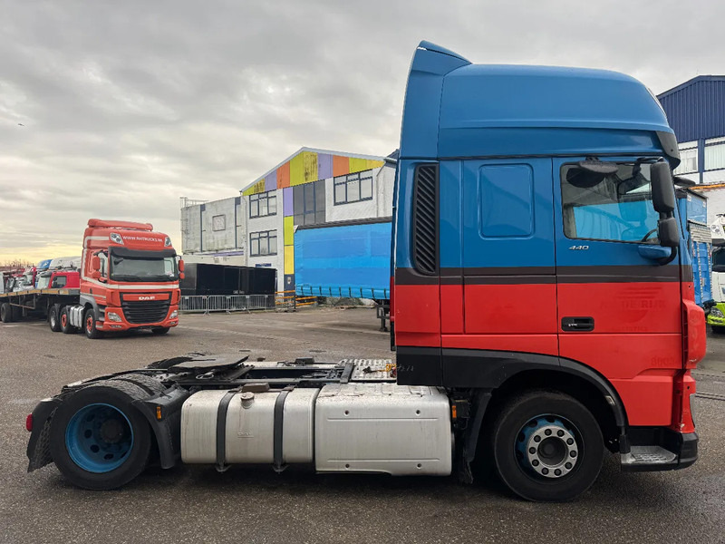 DAF XF 440 4X2 EURO 6 MEGA DOUBLE TANK - Tracteur routier: photos 4 DAF XF 440 4X2 EURO 6 MEGA DOUBLE TANK - Tracteur routier: photos 4