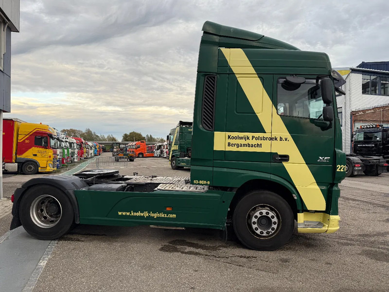 DAF XF 460 4X2 EURO 6 - FULL SPOILERS - NL REGISTRATION - Tracteur routier: photos 4 DAF XF 460 4X2 EURO 6 - FULL SPOILERS - NL REGISTRATION - Tracteur routier: photos 4