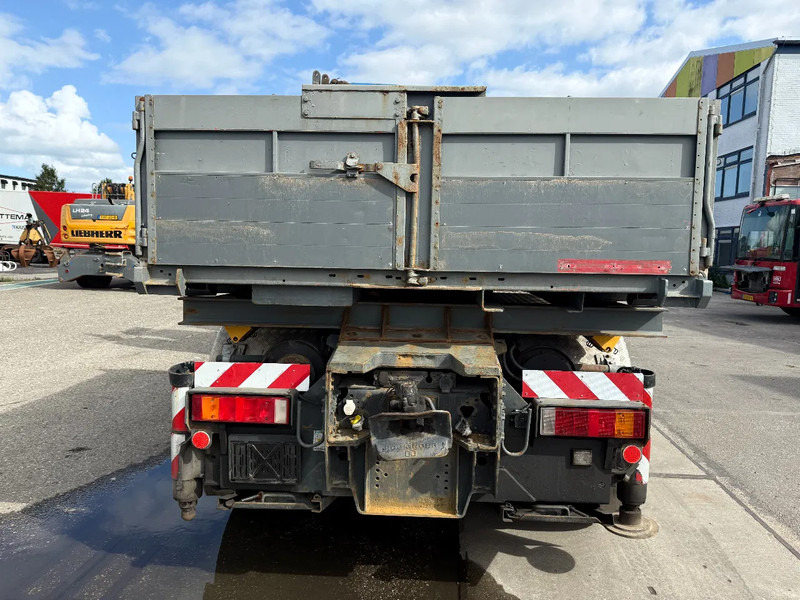 MAN 33.463 33-463 8x4 met 62 effer kraan 6x uitschuifbaar - Tracteur routier: photos 5 MAN 33.463 33-463 8x4 met 62 effer kraan 6x uitschuifbaar - Tracteur routier: photos 5