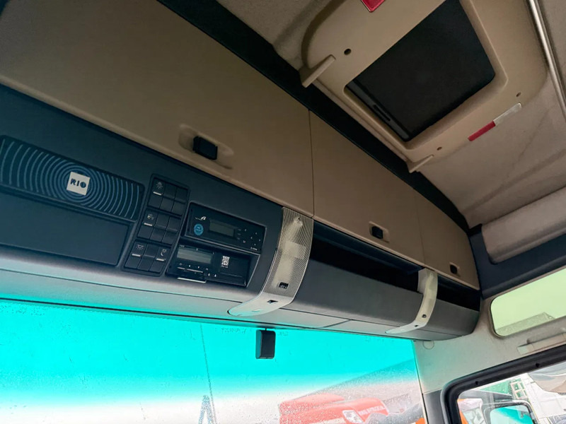 Tracteur routier MAN TGX 18.460 4X2 + RETARDER - ENGINE BROKEN: photos 10 Tracteur routier MAN TGX 18.460 4X2 + RETARDER - ENGINE BROKEN: photos 10